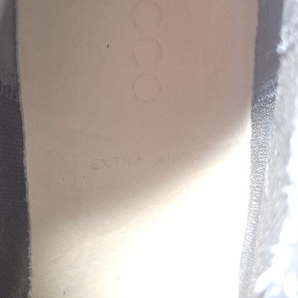 ECCO Womens Soft 7 Low Bootie Grey Leather Zip Sneaker Comfort Shoes EU 41 EW - Picture 8 of 11